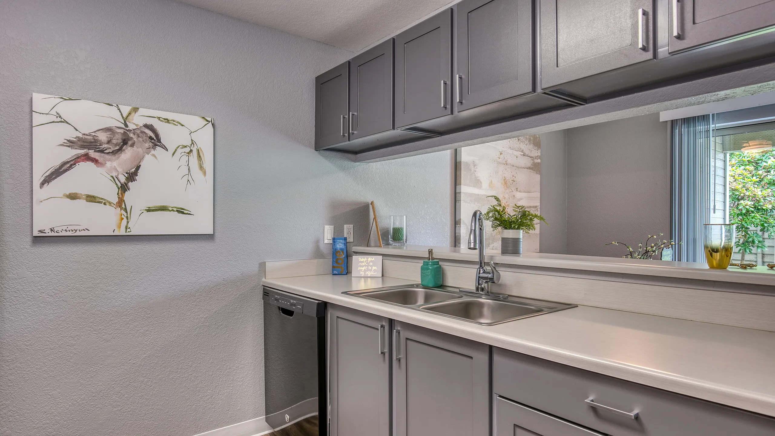 Modern kitchen | Citizen & Oake Apartments