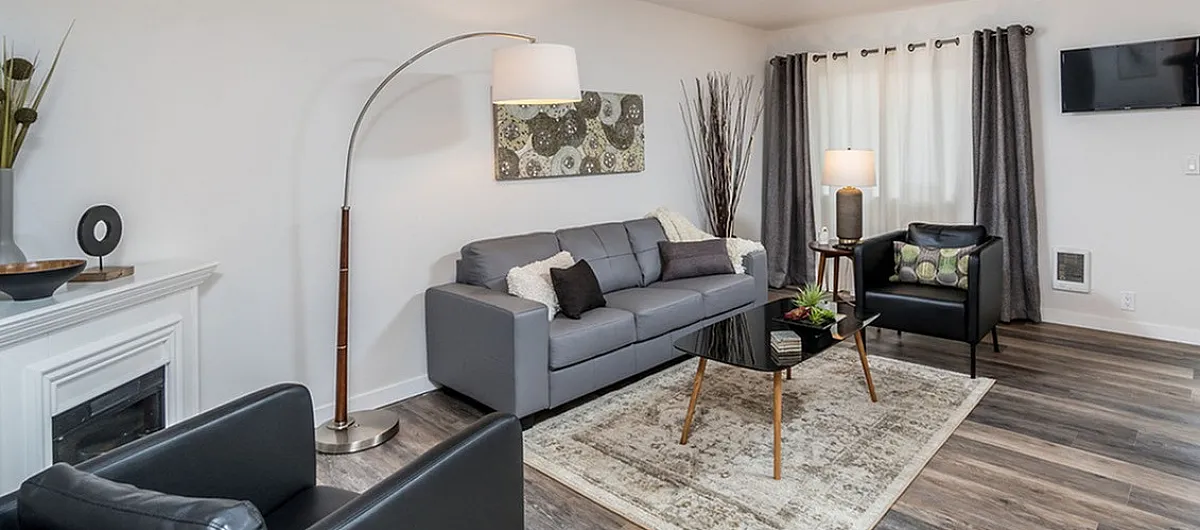 Living Room | Bend OR Apartments | Sienna Pointe Apartments