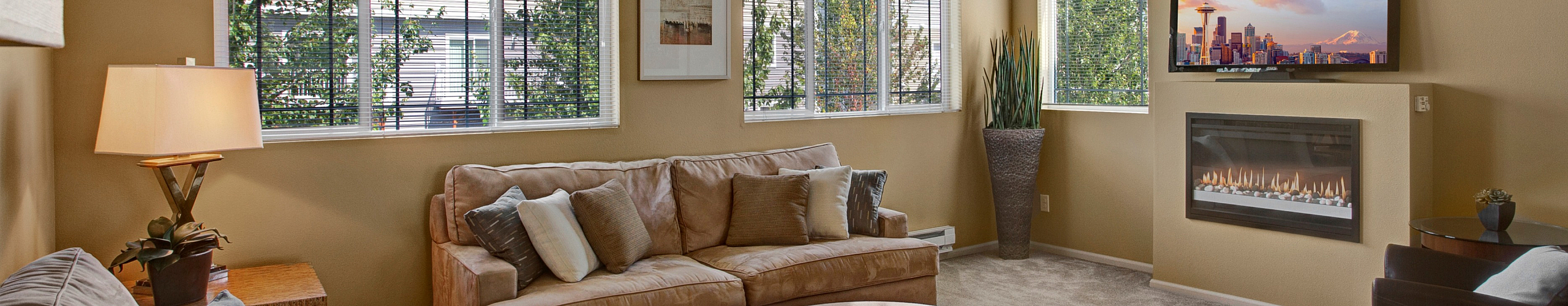 Living Room | Brookstone at Edgewater Townhomes