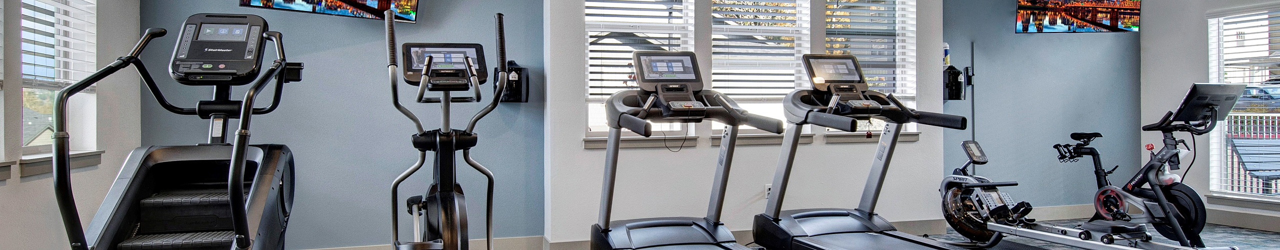 Fitness Center | River Ridge Apartments