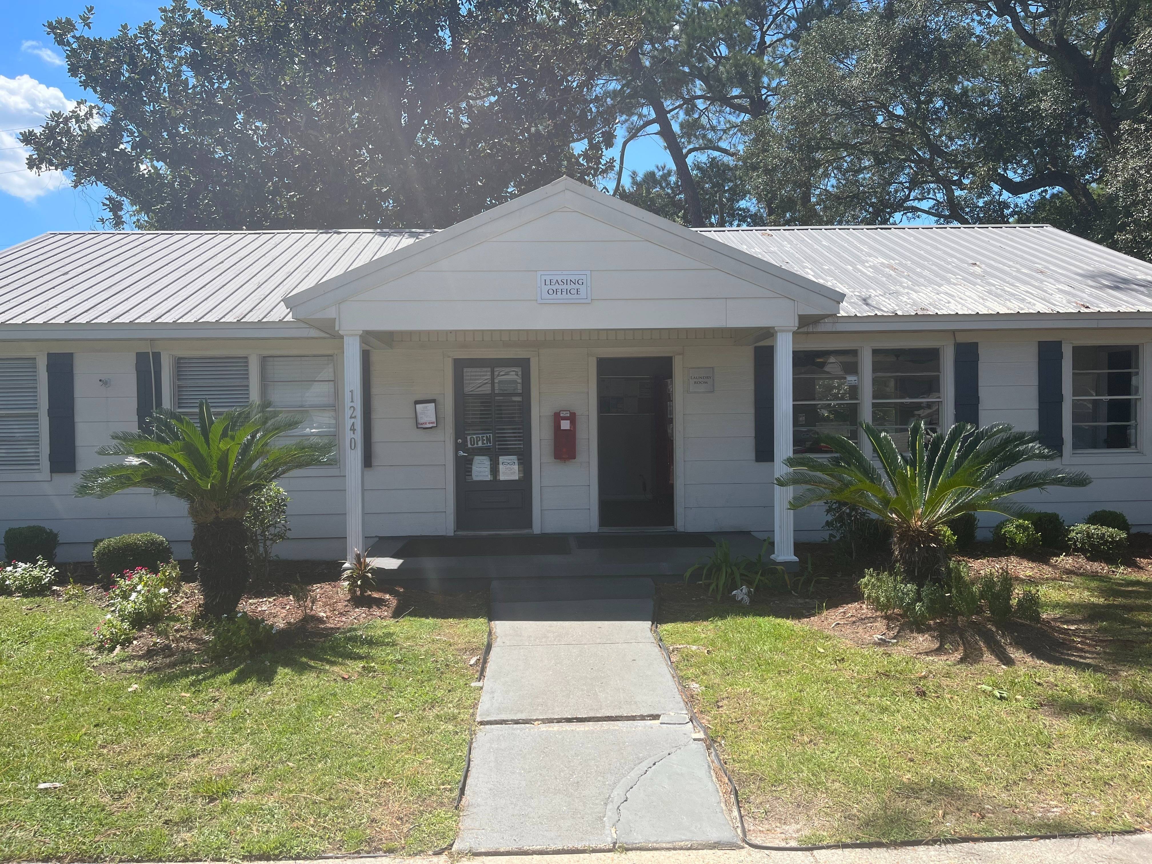 Leasing Office