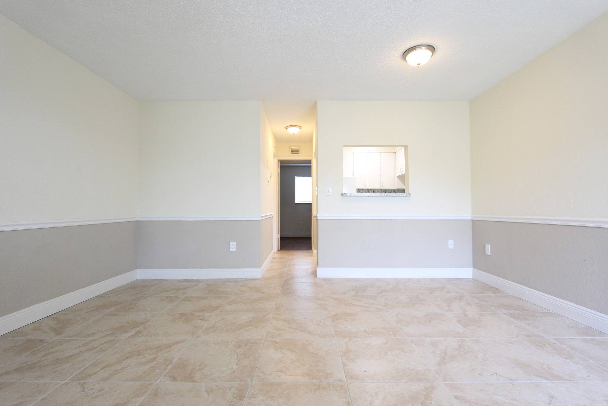 6100-1/1livingrm
