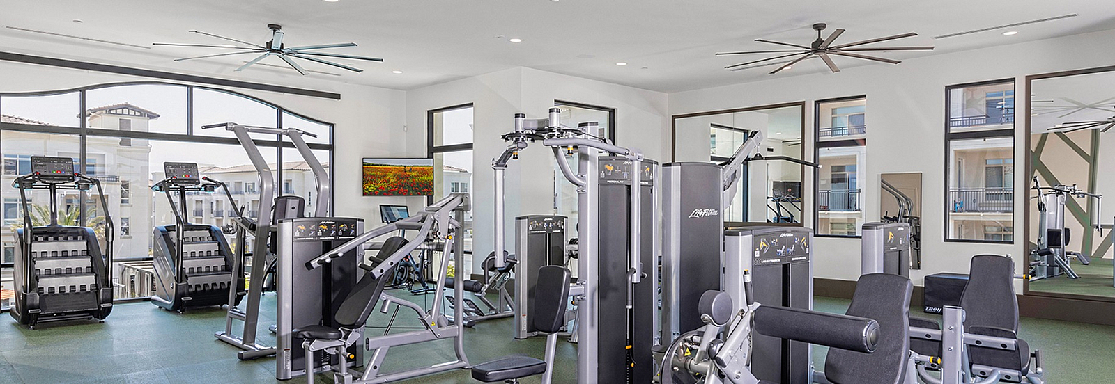 From casual workouts to serious training, our two-story fitness center delivers. Focus on work or study late in our Wi-Fi lounge. Unwind in the movie screening room, play pool, or enjoy outdoor spaces&mdash;every experience is only steps fr