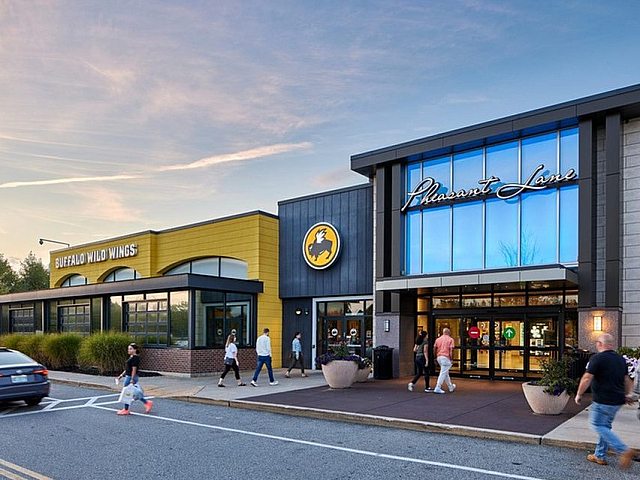 Pheasant Lane Mall near Woodlands at Nashua apartments in Nashua, NH