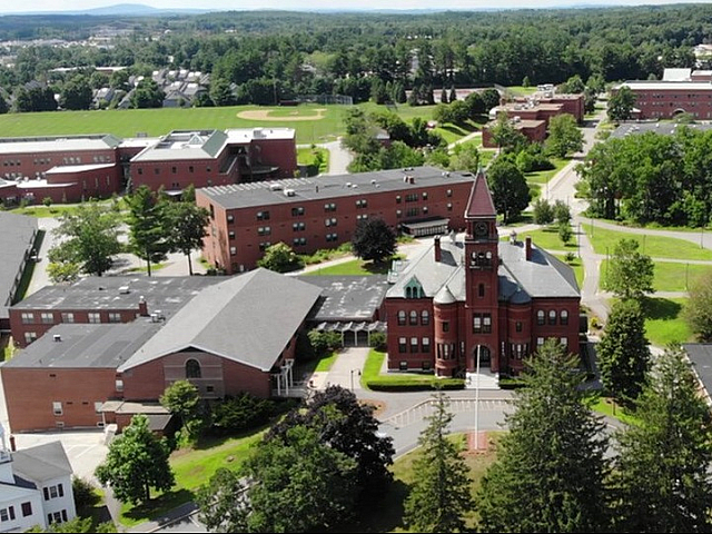 Pinkerton Academy campus near Aladdin Village apartments in Derry, NH