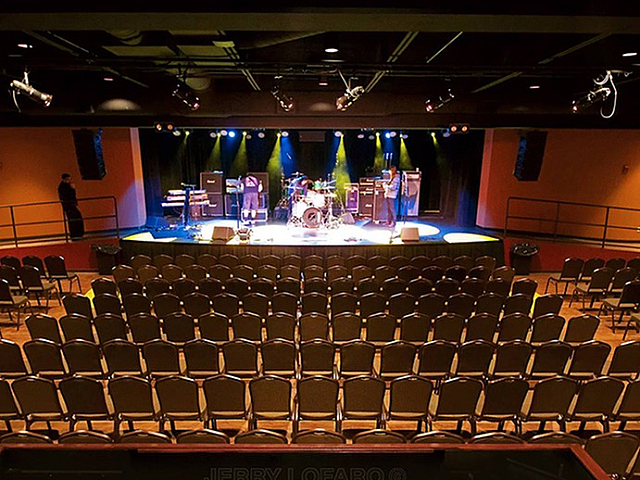 Tupelo Music Hall concert venue near Aladdin Village apartments in Derry, NH
