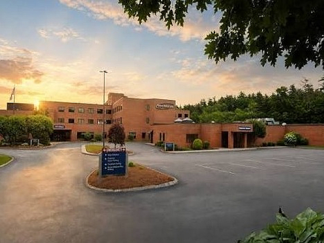 Parkland Medical Center hospital near Aladdin Village apartments in Derry, NH
