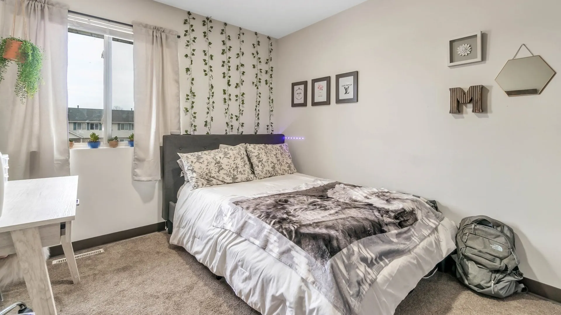 Campus Village Saginaw Bedroom