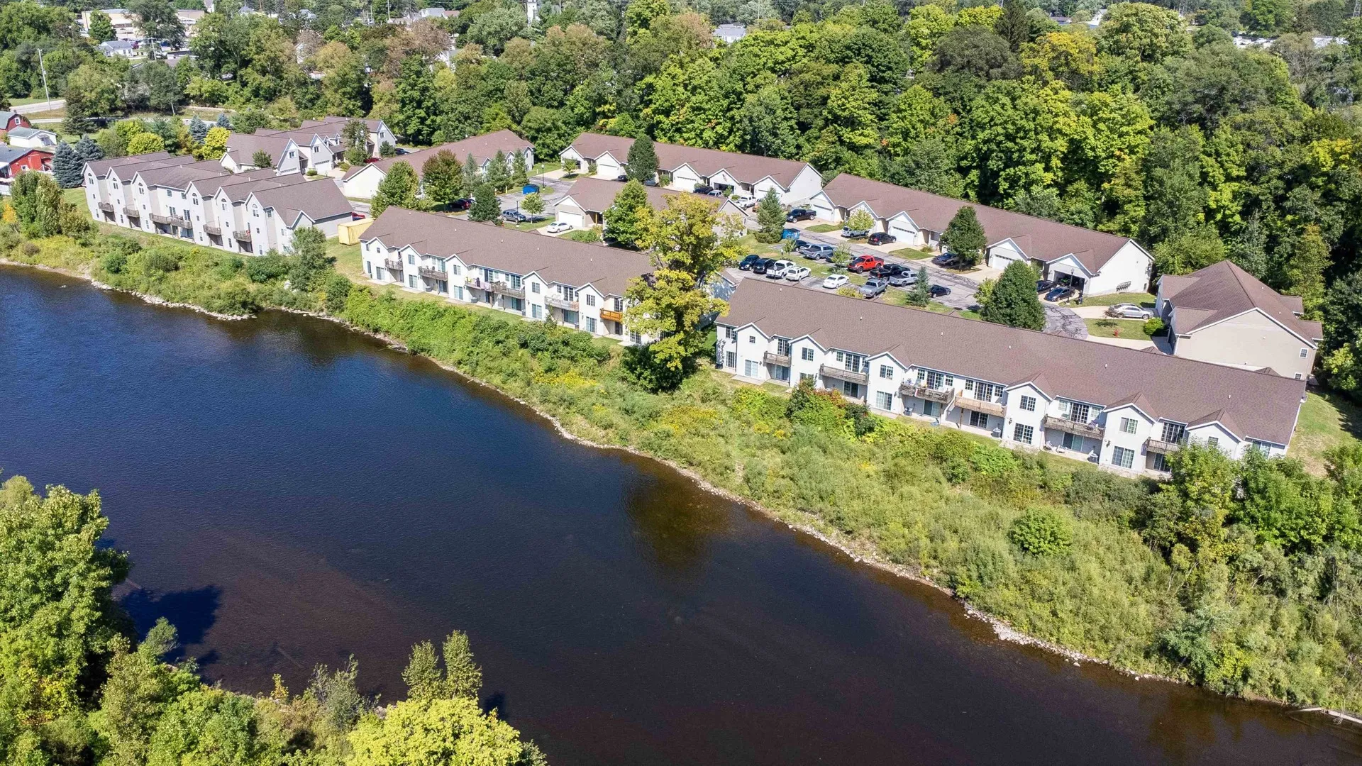 Swede Hill Exterior Water