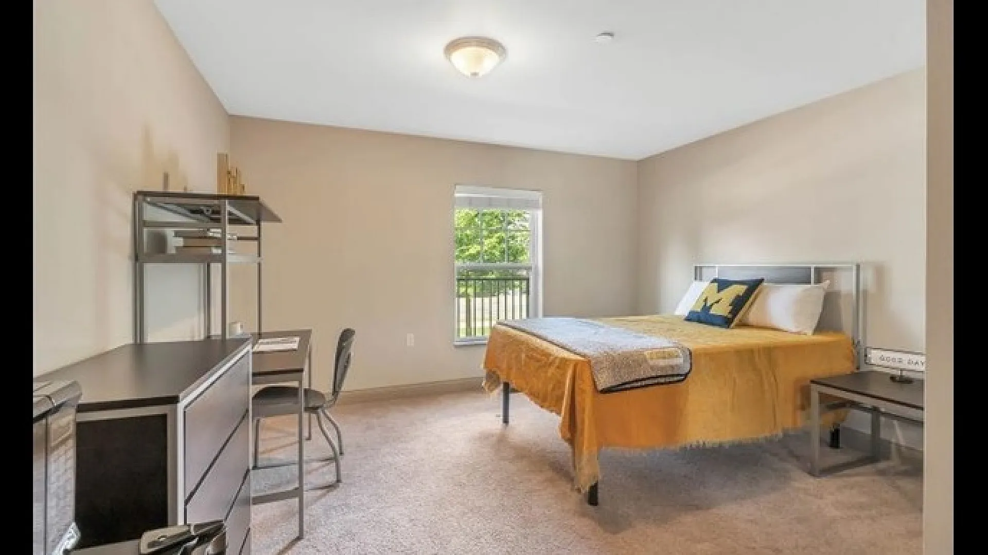 City Place Ann Arbor Furnished Bedroom
