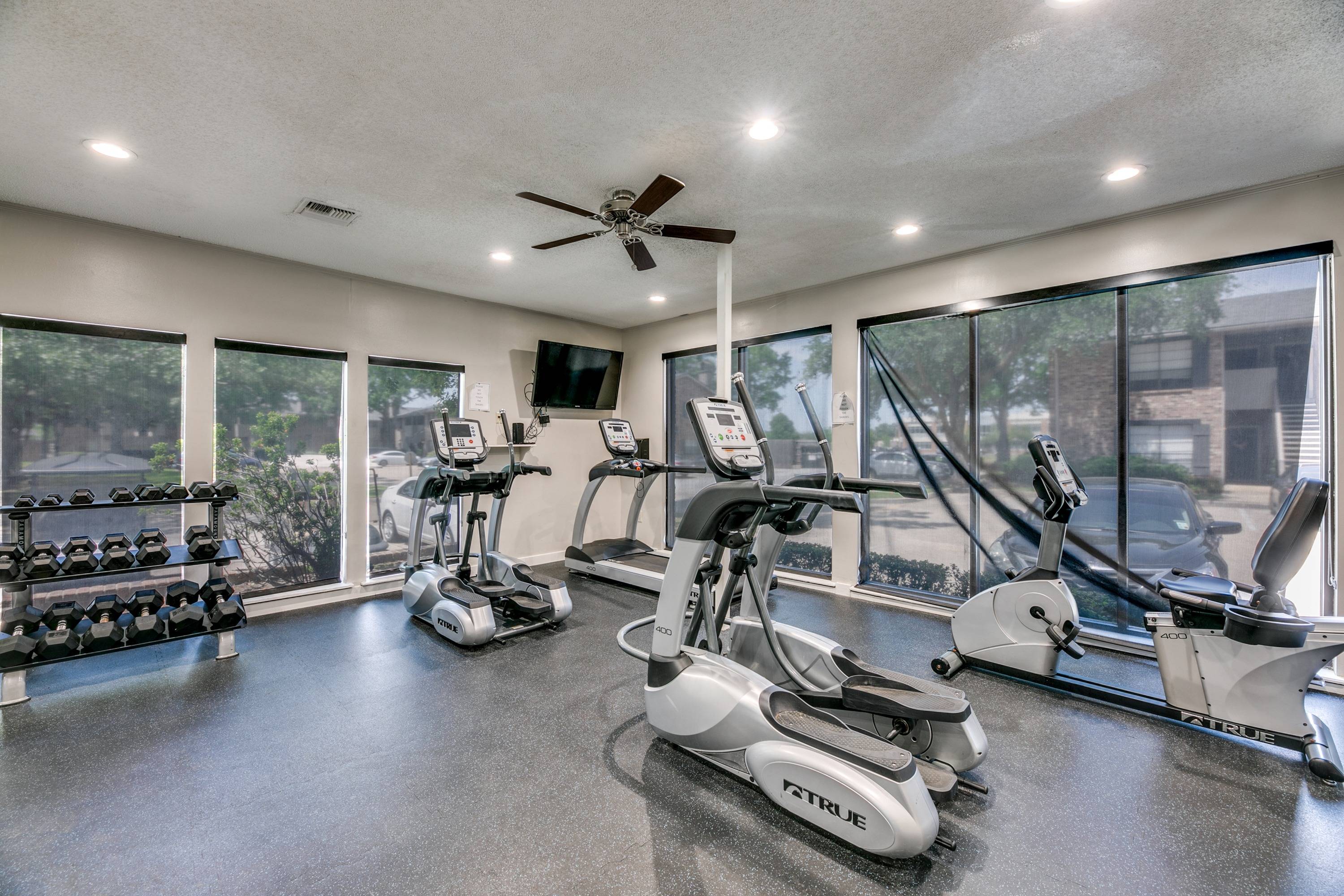Fitness Center that includes cardio and weights