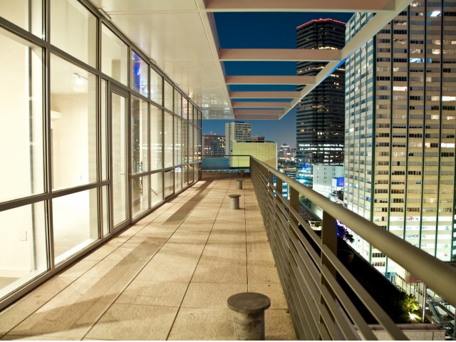 Image of Commanding Downtown Views for Third Rail Lofts