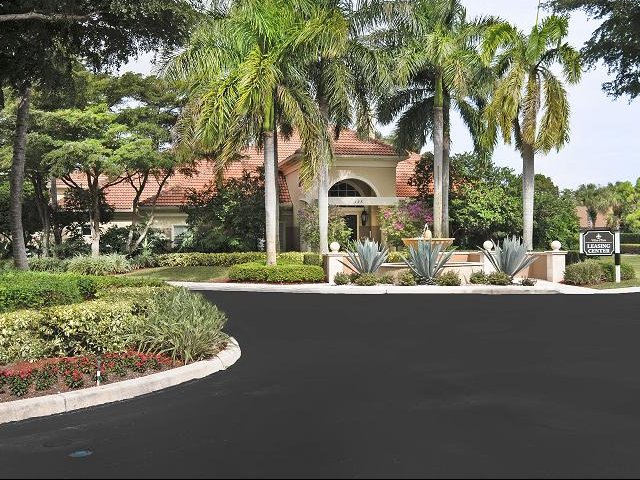 Delray Beach Luxury Town-home Rentals|Villas D\'Este Apartment Homes | For Rent in Delray Beach, FL
