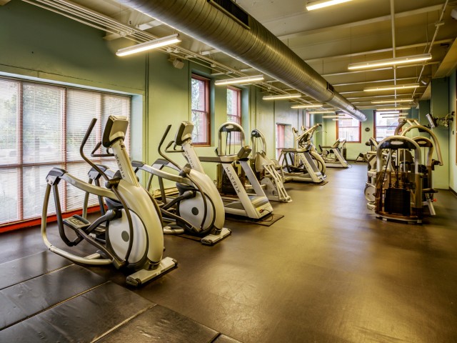 State-of-the-Art Fitness Center | Apartment Homes in Pittsburgh, PA | Heinz Lofts