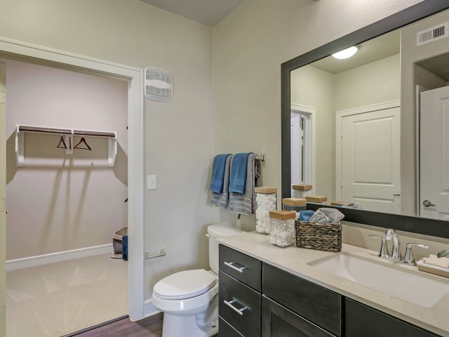 luxury apartments las colinas | one bedroom apartments las colinas | three bedroom apartments for rent las colinas | two bedroom for rent las colinas