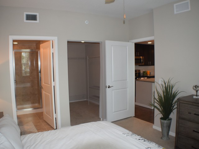 Stand-up shower in bathroom and walk-in closets l High Ridge Landing