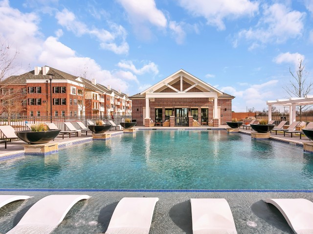 Resort Style Pool | Apartment Mckinney TX | McKinney Village