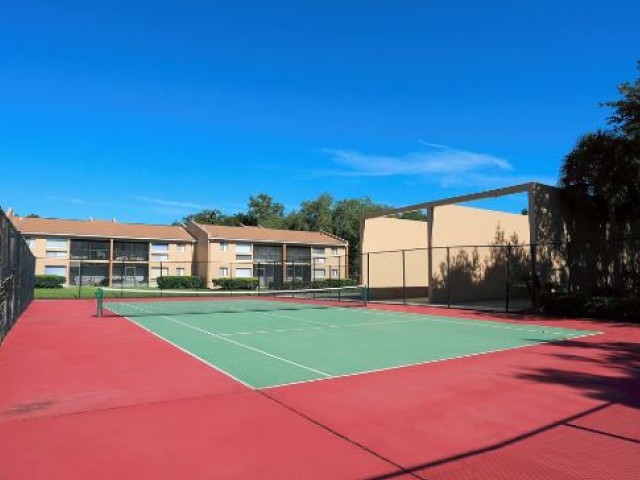 Image of Well-Lit Tennis Courts for The Park at Pienza (Closed)