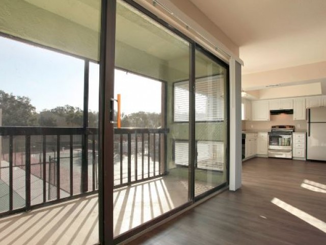 Image of Screened-In Patio/Balcony for The Park at Pienza (Closed)