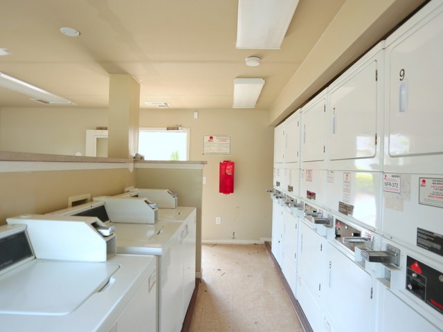 Image of Laundry Care Center for The Fields McEver (Closed)