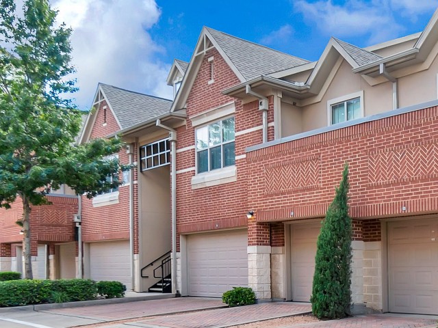 Beautiful town homes with built in garage.
