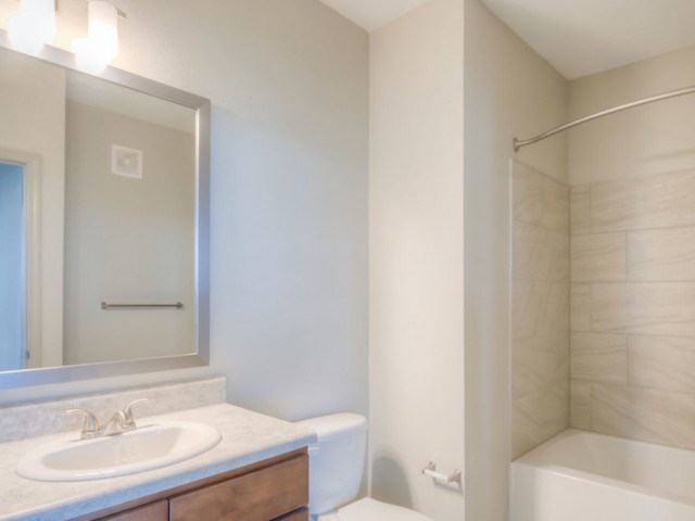 San Mateo Apartments Kissimmee Florida bath with tub/shower combo, single vanity
