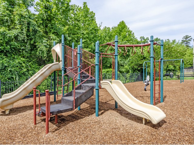 Community Children\'s Playground | Aquia Terrace Apartments