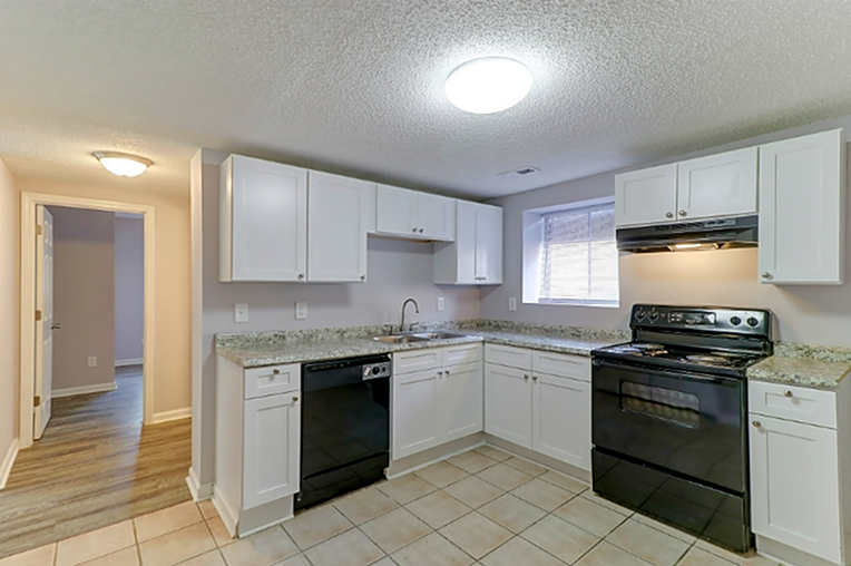 3x2 3 Bed Apartment Wingate Apartments