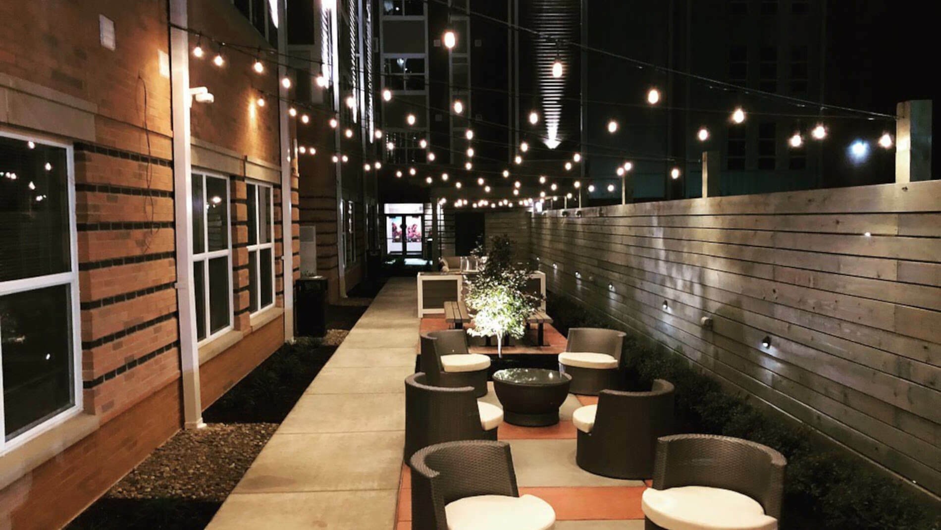 Outdoor Courtyard and Grilling Area
