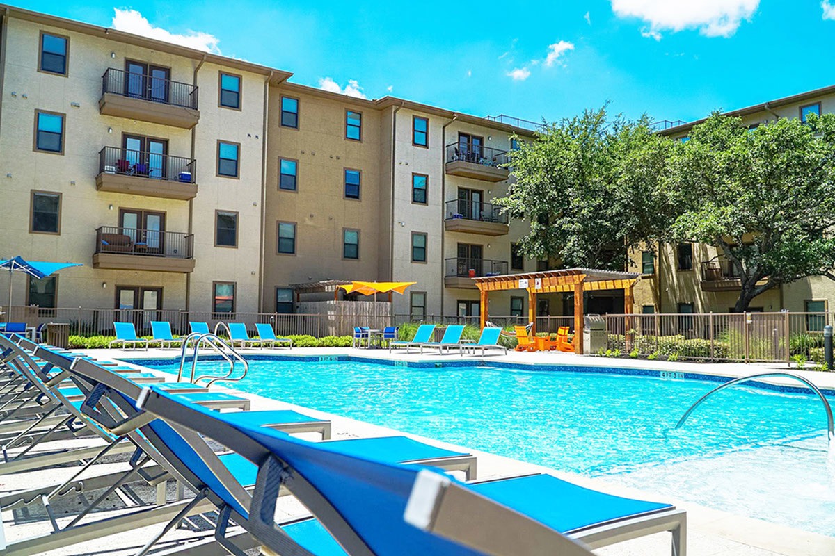 Resort Style Pool