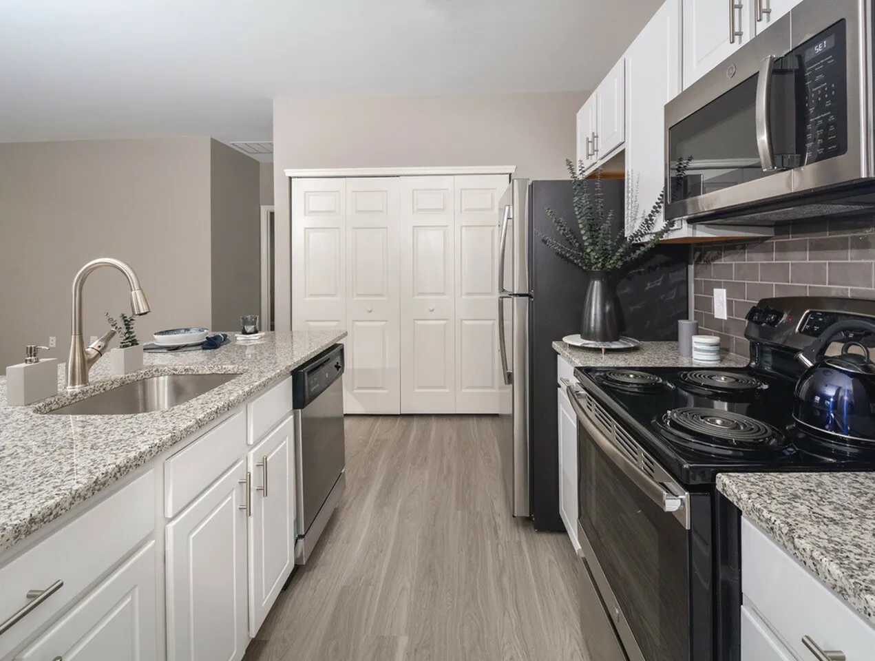 Modern kitchen