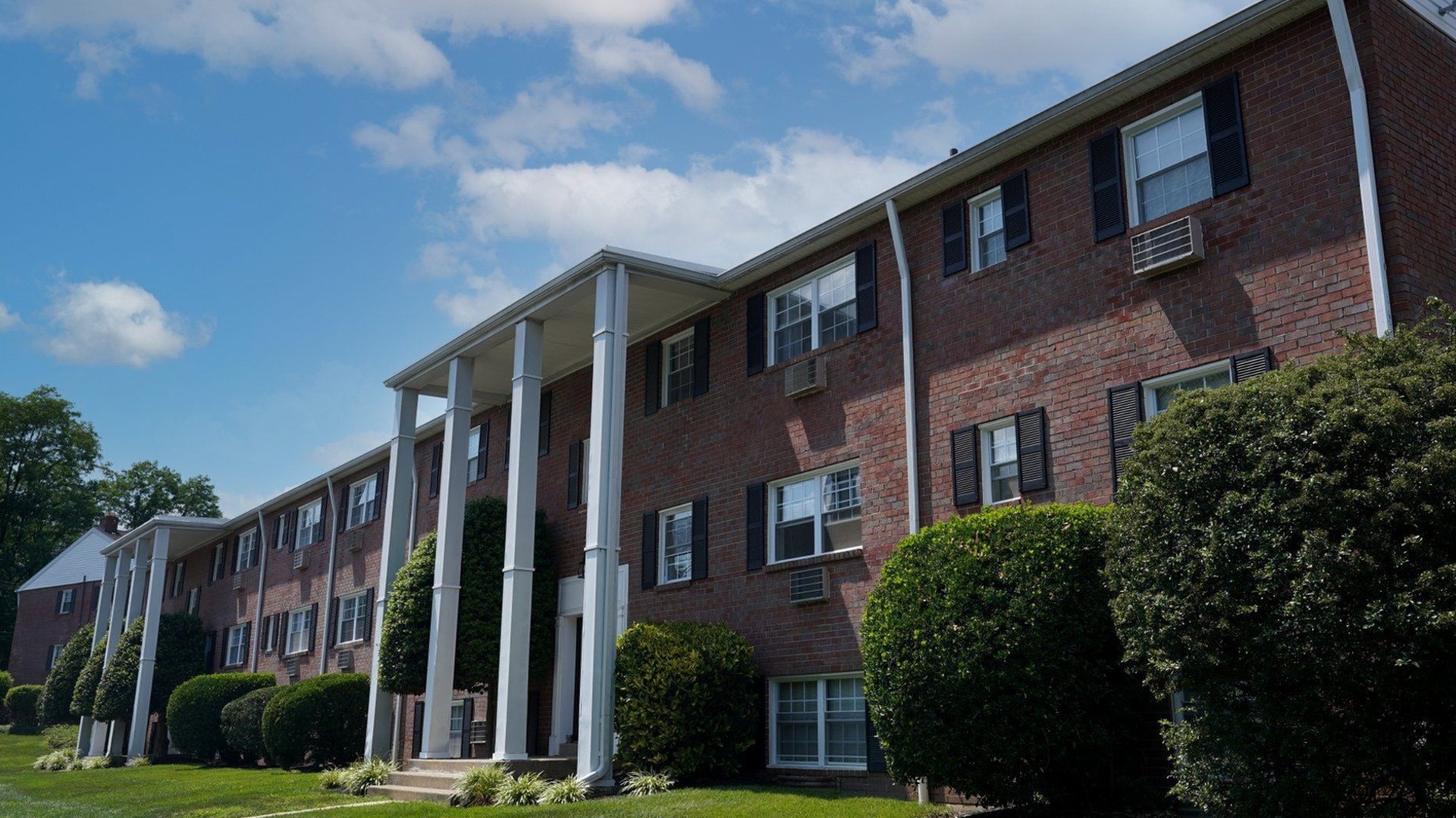 exterior photo of the apartment building