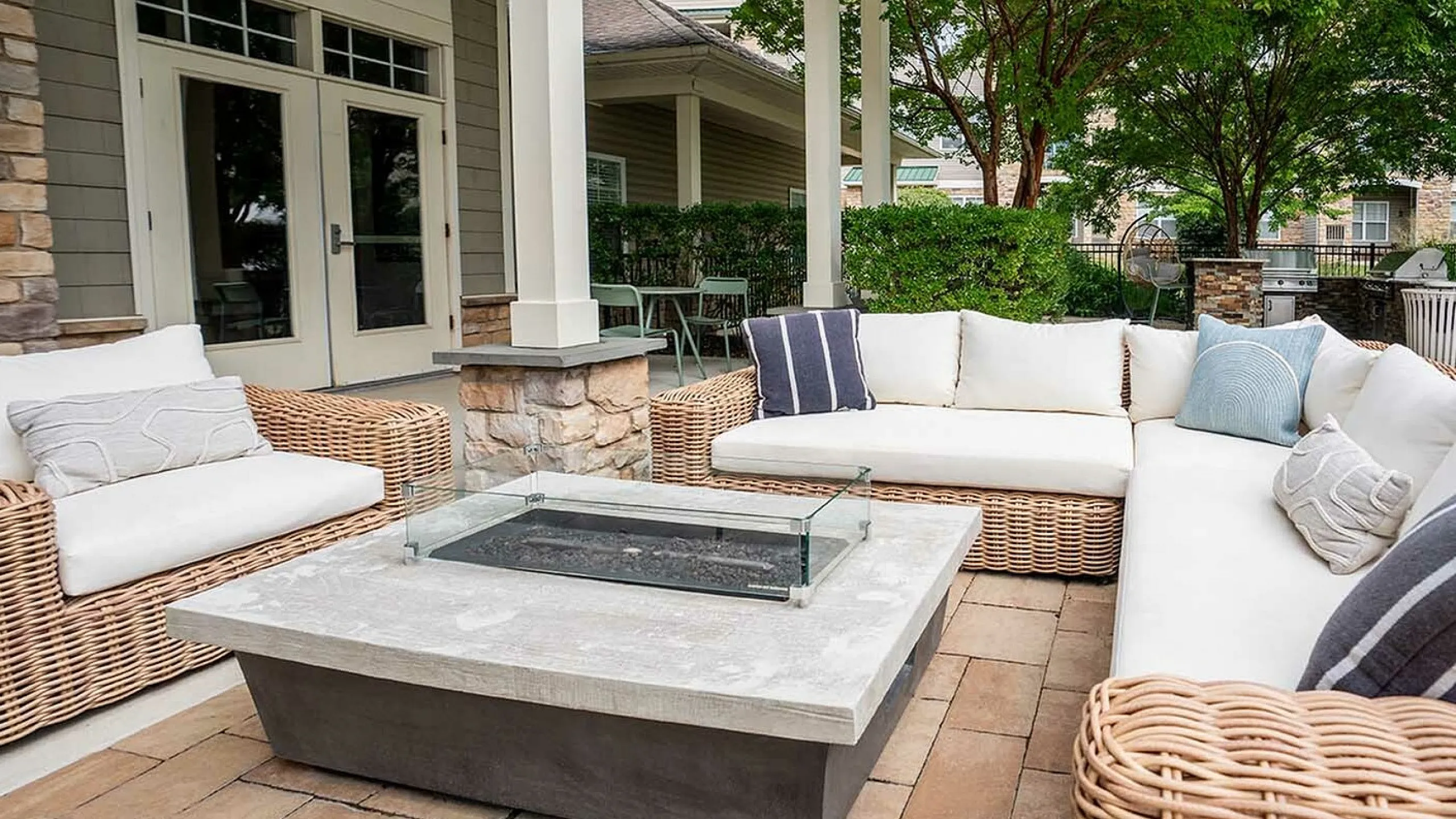 Outdoor area at Plymouth Pointe