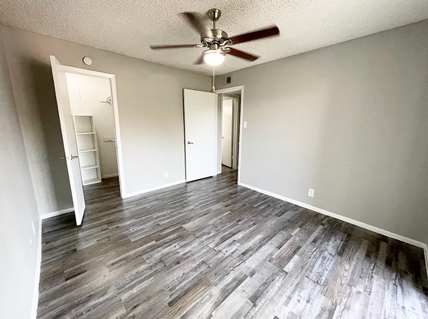 View Photos | Oak Ridge Apartments