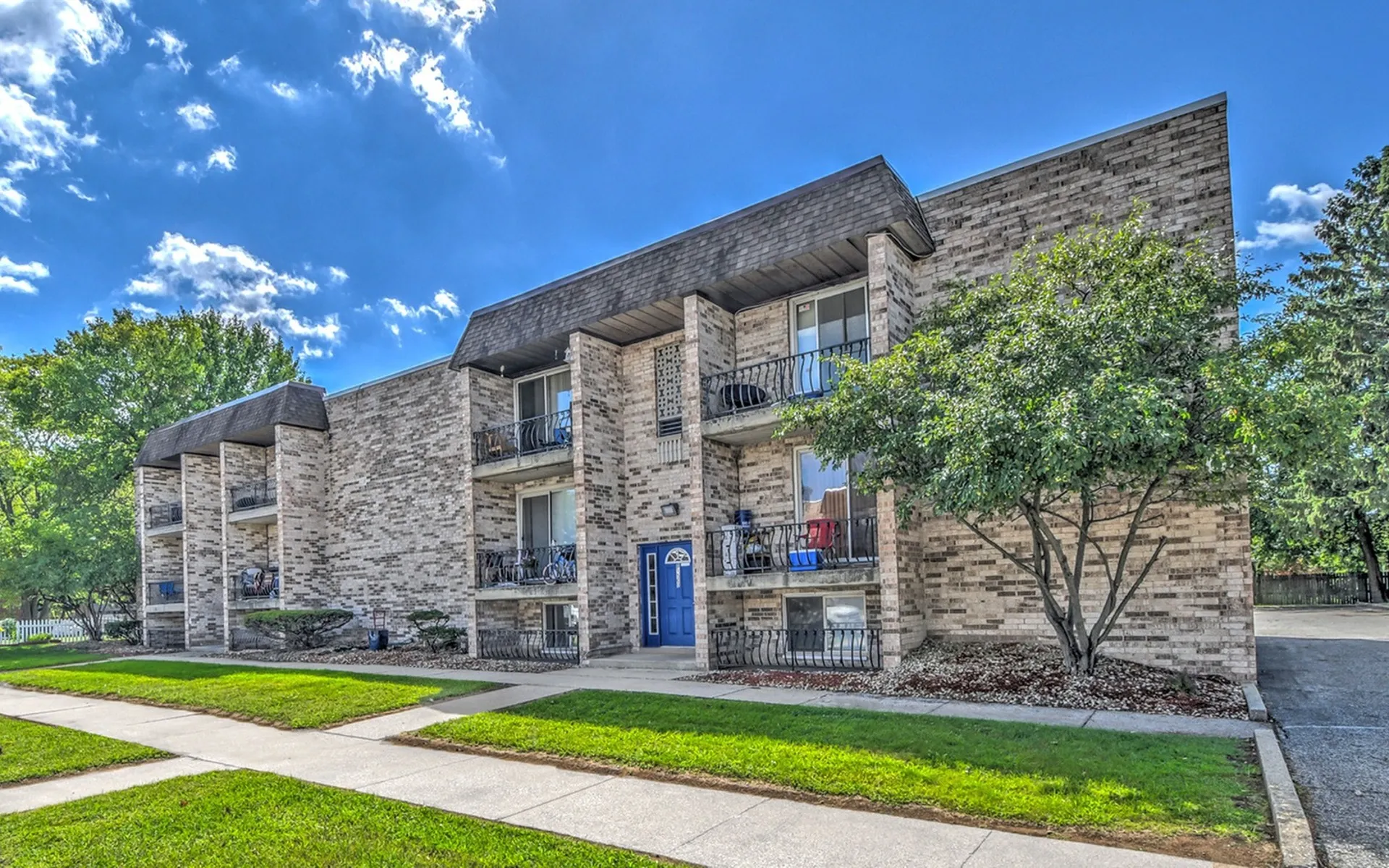 Park West Village Apartments In Griffith, IN