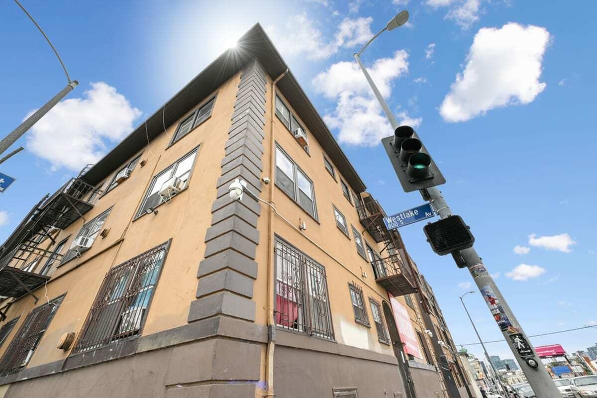 Westland 8th Street Apartments In Los Angeles, CA