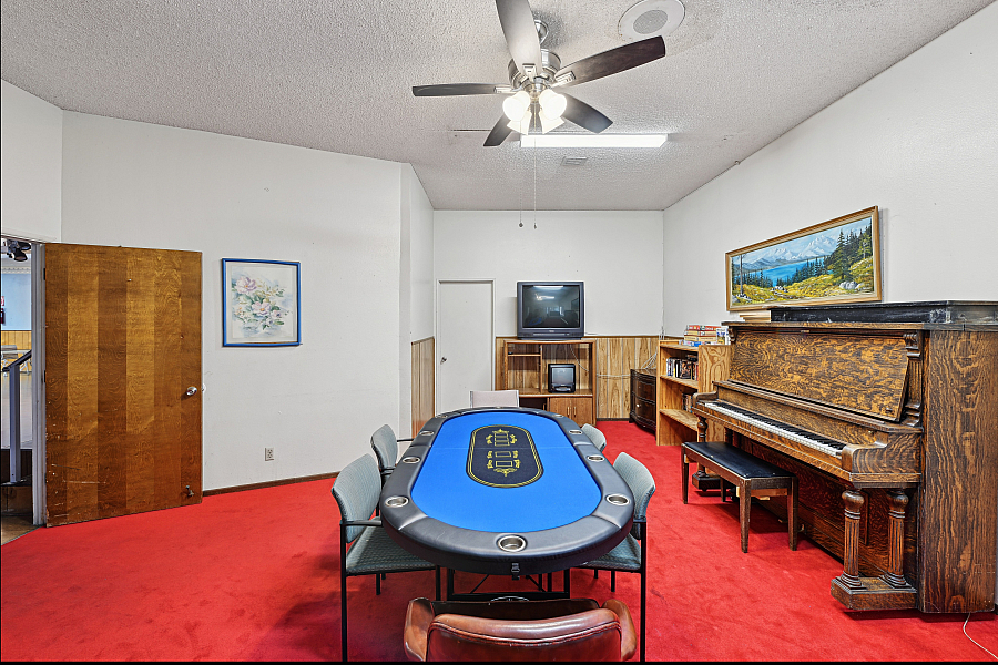 Poker Room