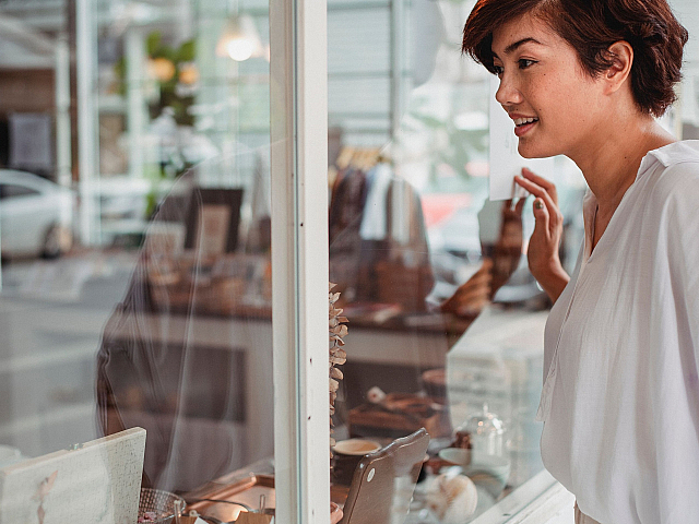woman window shopping