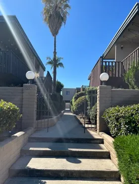 entry to cajon villa
