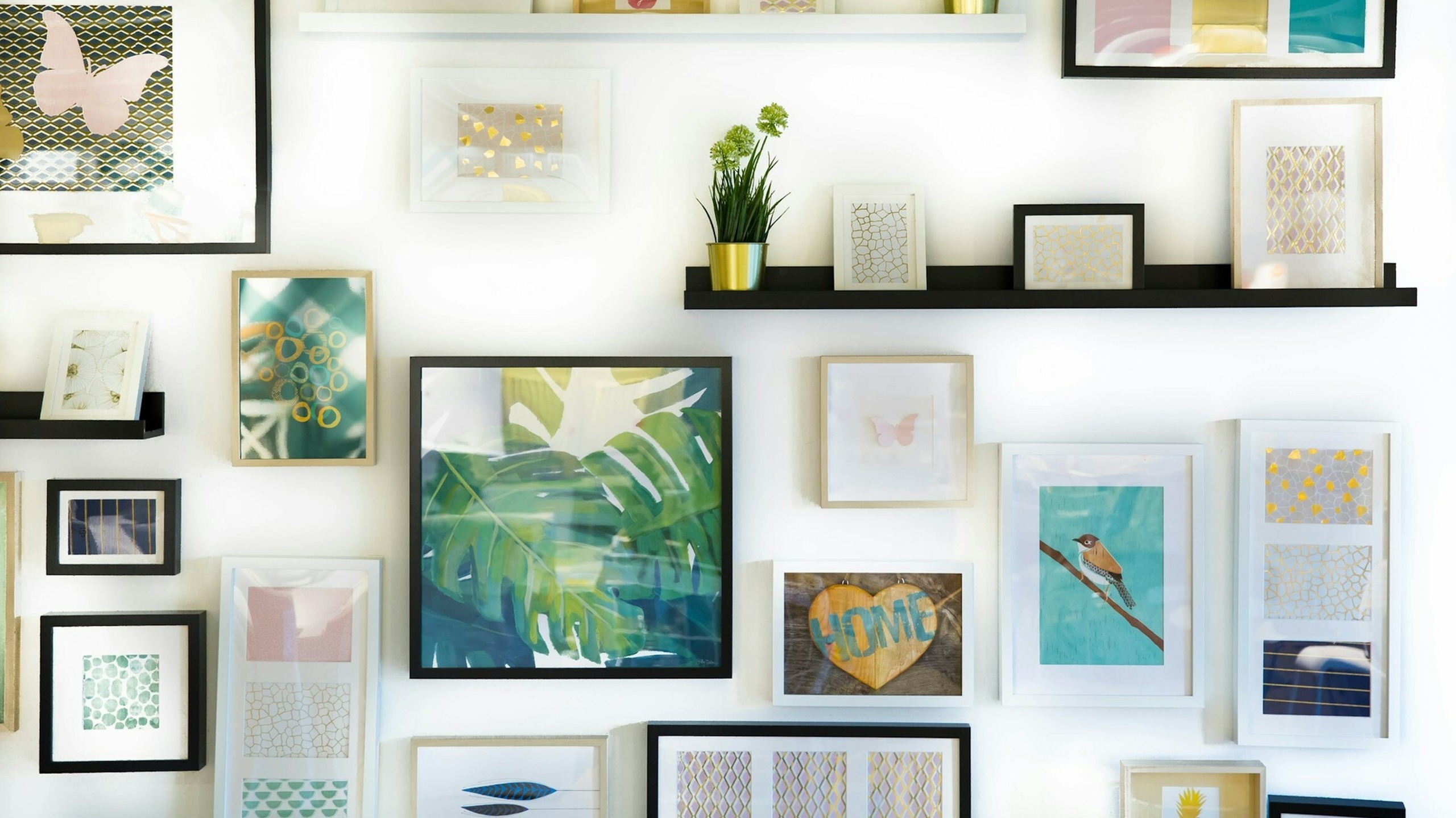 gallery wall