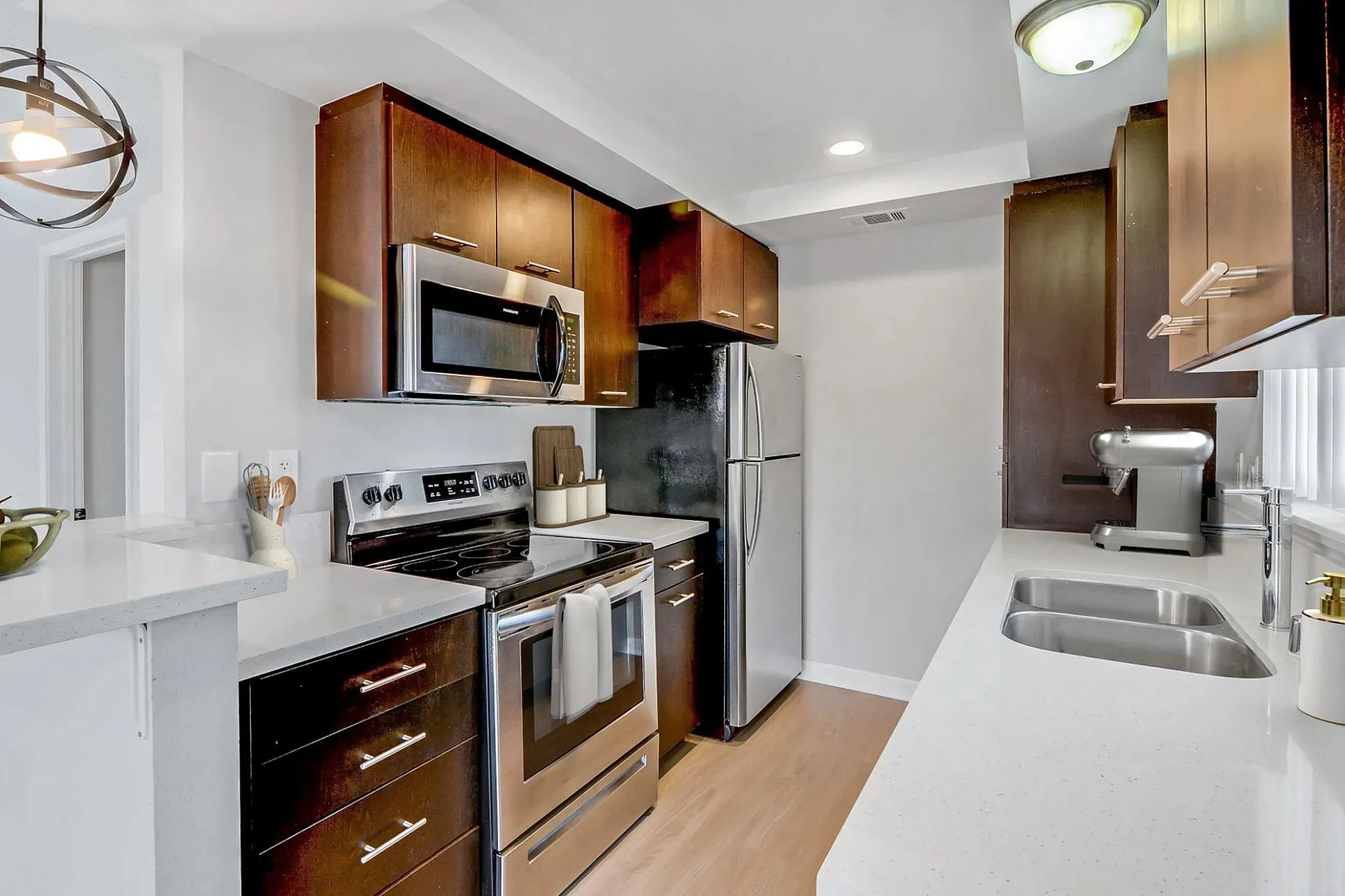 virtually staged kitchen at fanita meadows