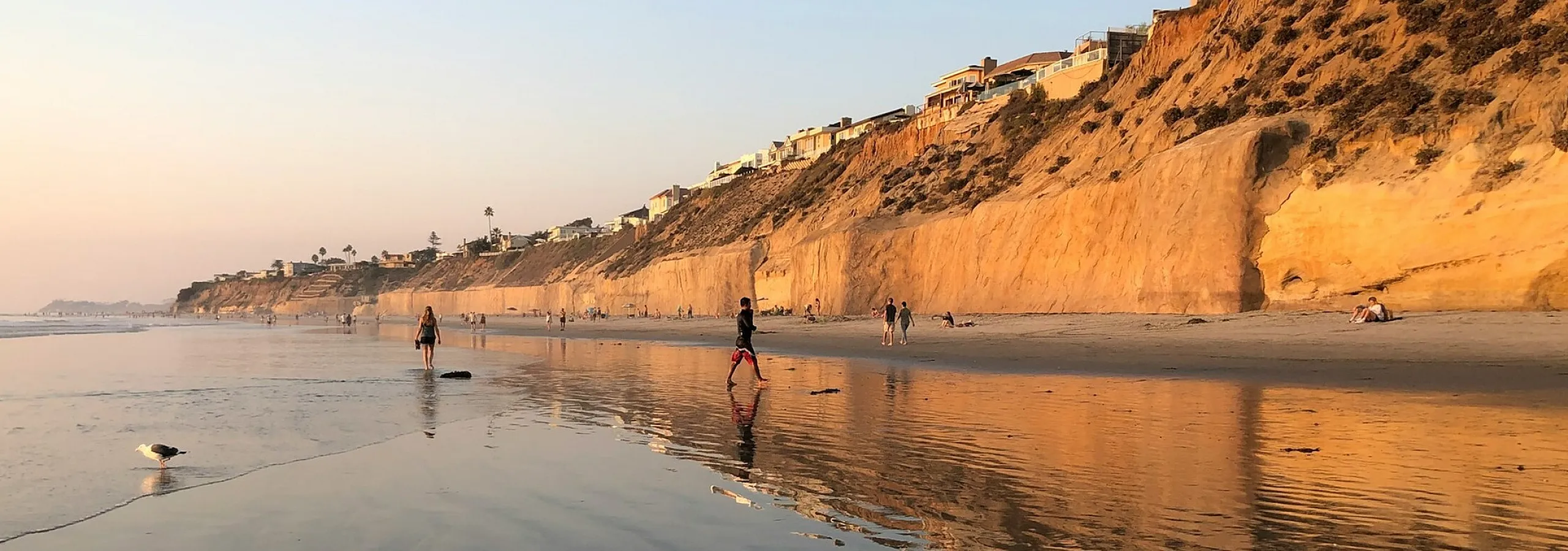beach cliffs at solana beach