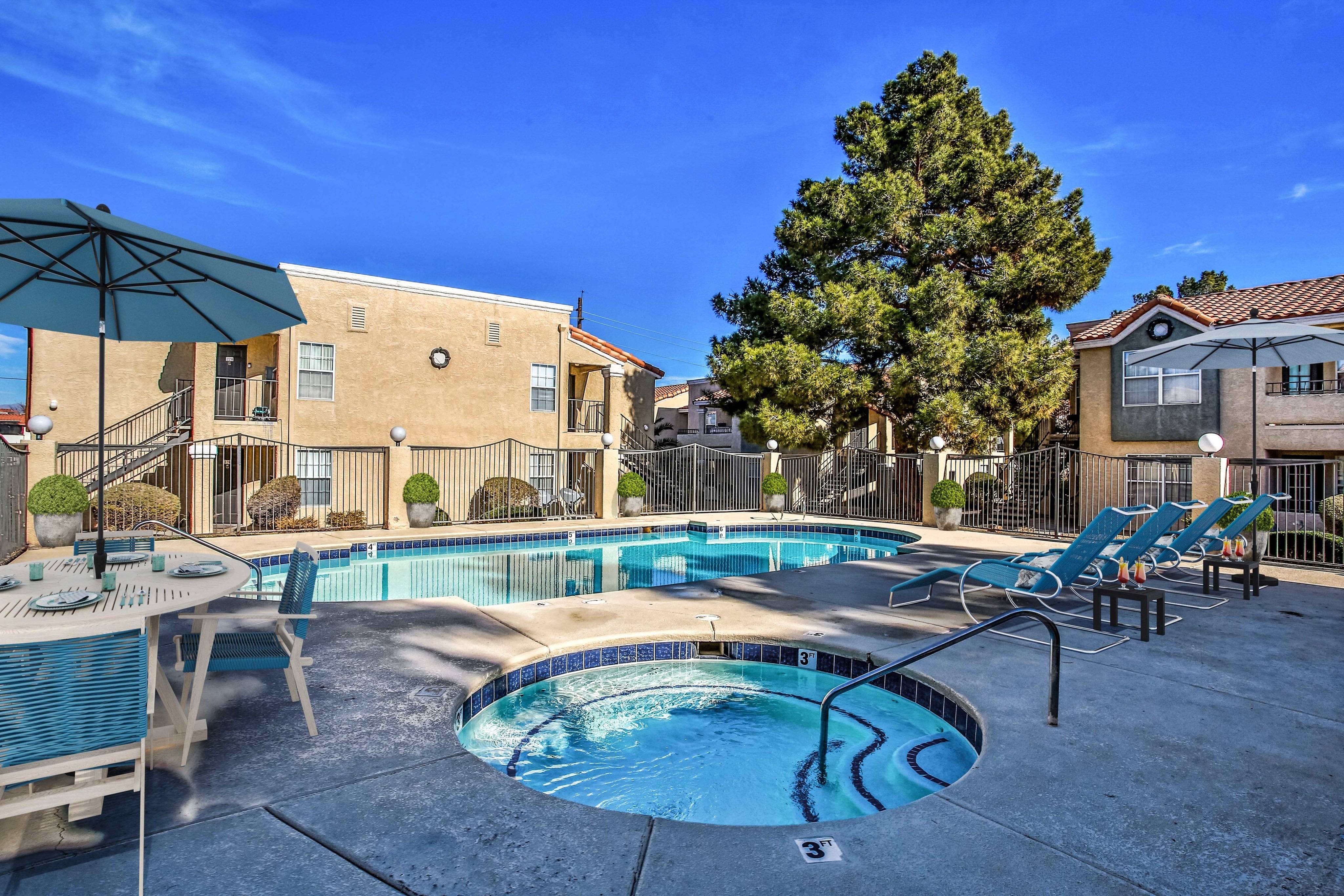 2-bed-apartments-check-availability-the-cove