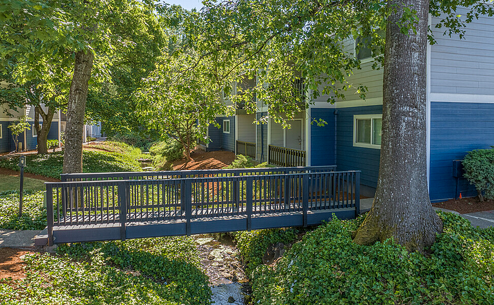exterior photography of springrbrook apartments
