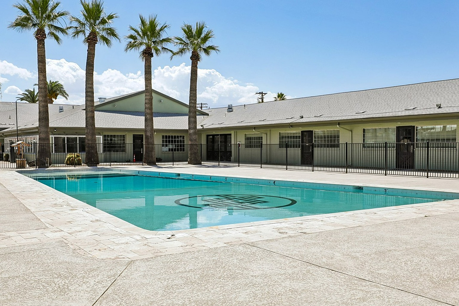 swimming pool at solaris at tucson