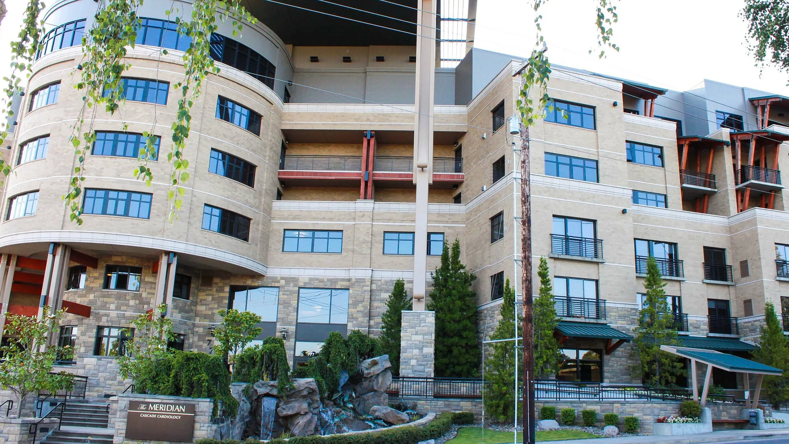 entry to 6 story apartment building the meridian
