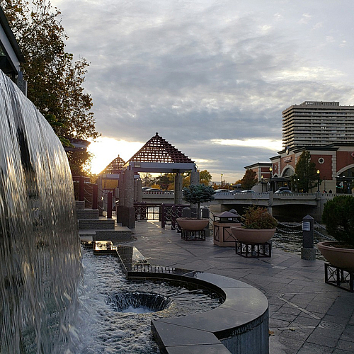 plaza in downtown reno