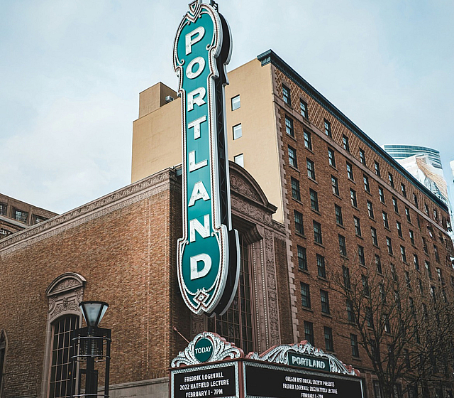 portland oregon sign