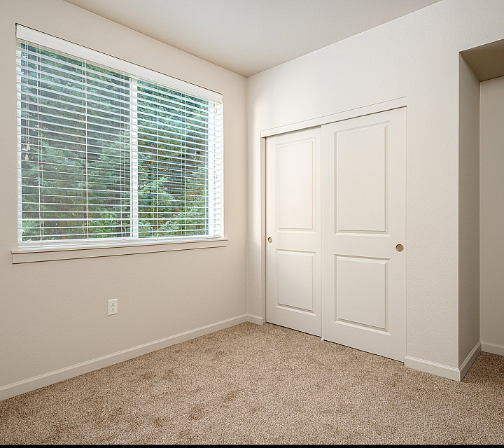bedroom interior of trillium woods