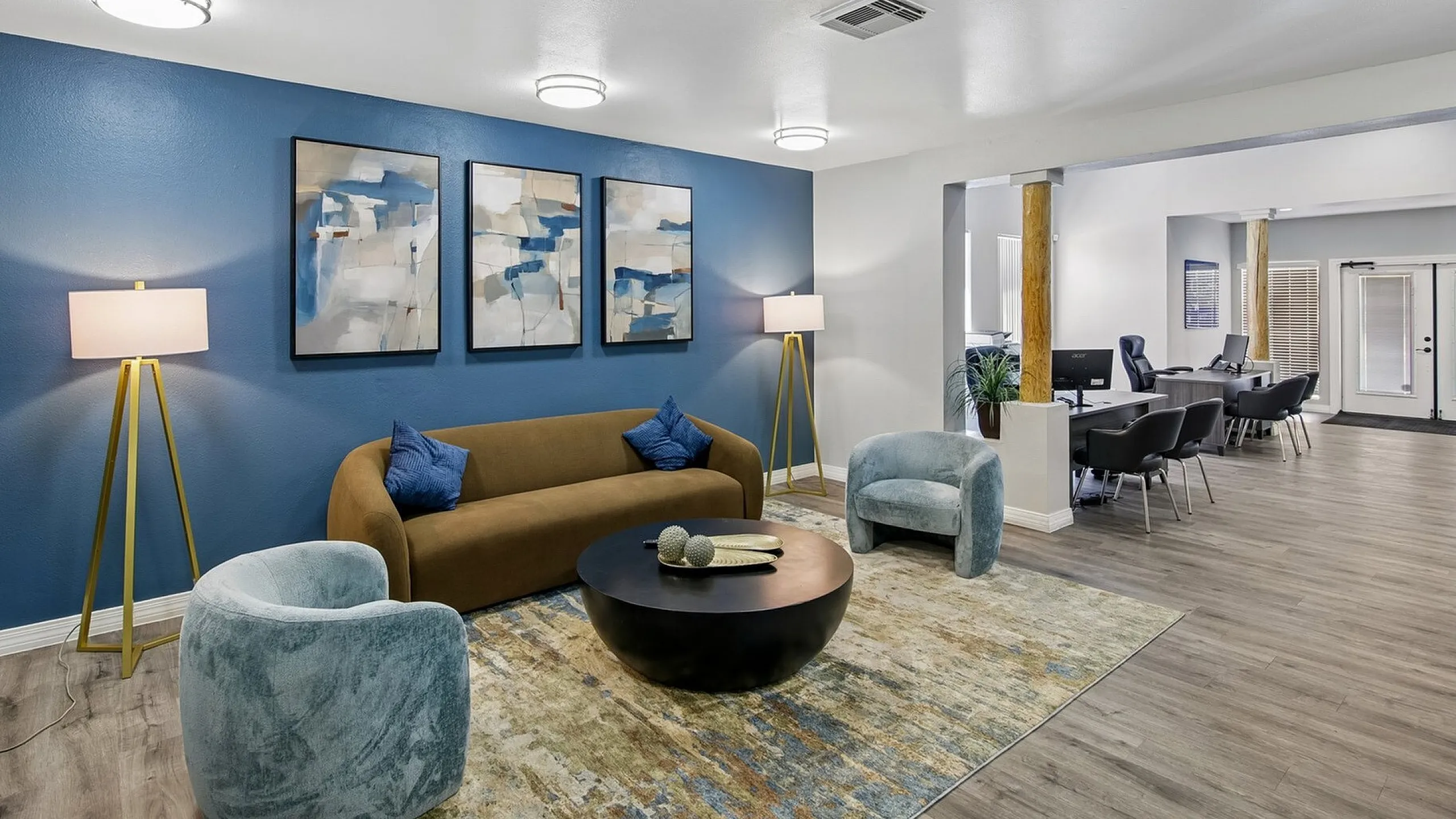 lobby at ventura villas with couch and chairs